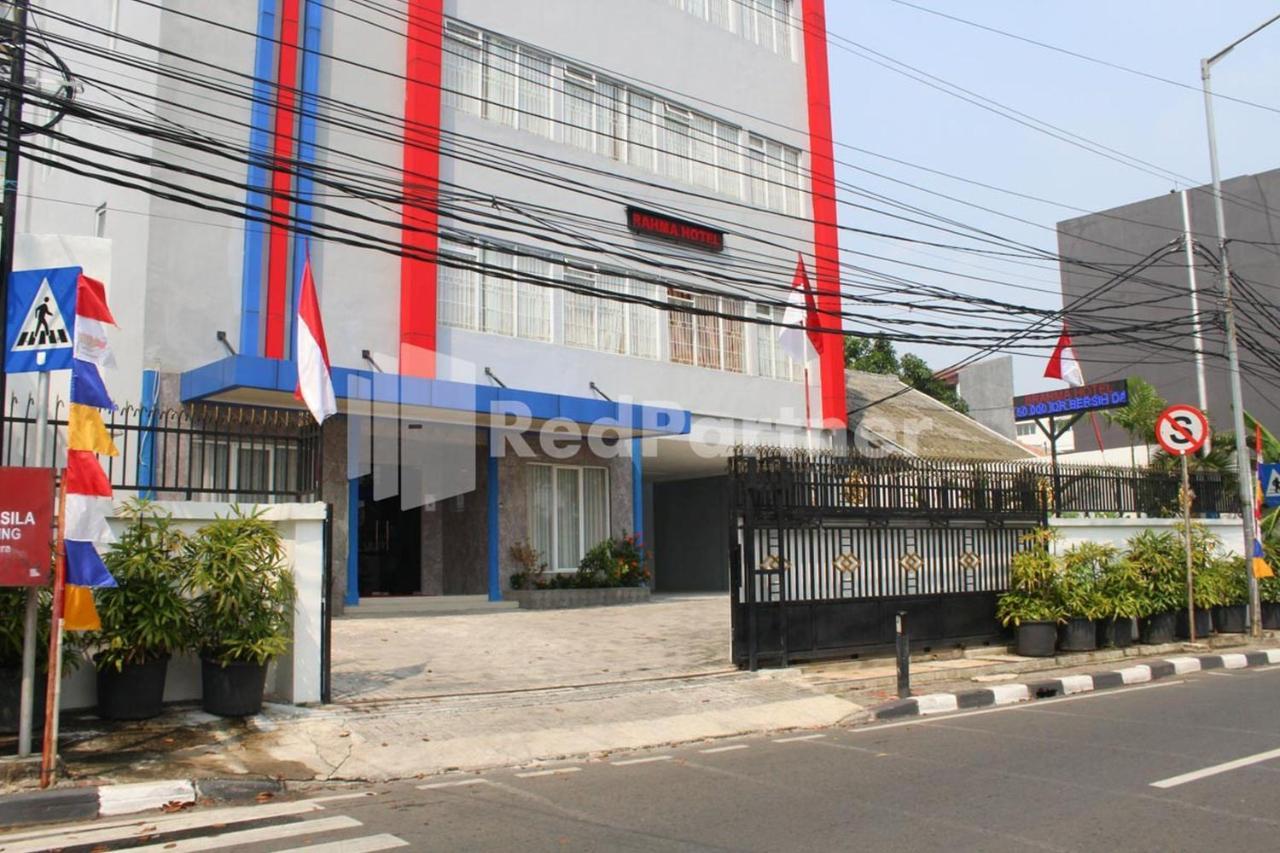 Brahma Hotel Mitra Reddoorz Jakarta Kültér fotó