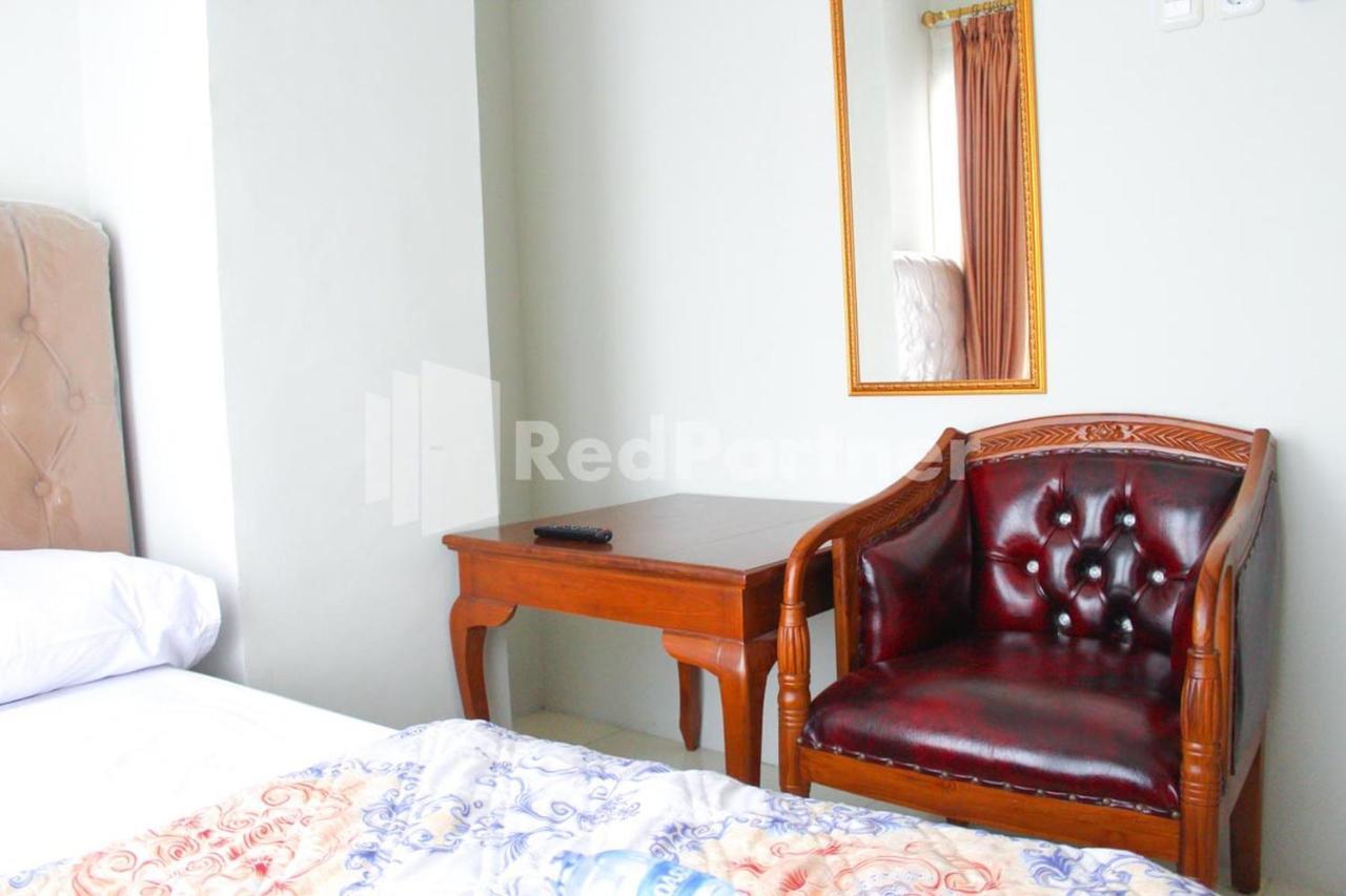 Brahma Hotel Mitra Reddoorz Jakarta Kültér fotó