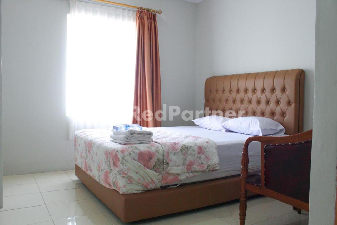 Brahma Hotel Mitra Reddoorz Jakarta Kültér fotó