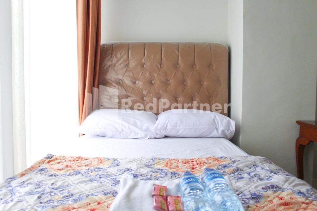 Brahma Hotel Mitra Reddoorz Jakarta Kültér fotó